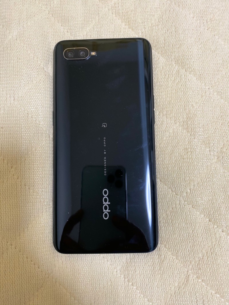 OPPO Reno A背面やつ